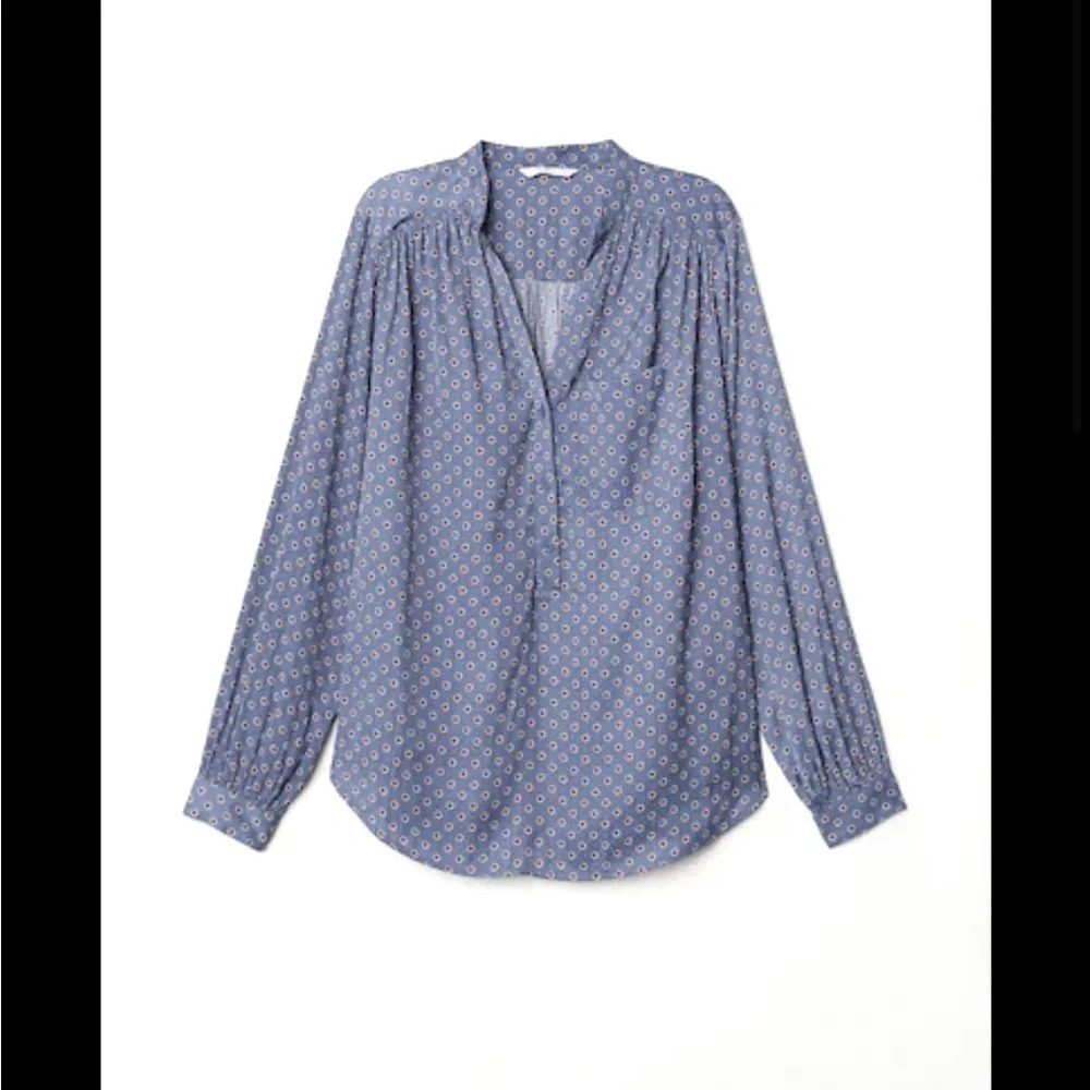 H&M shirt - blue/red diamond print popover style partial button front